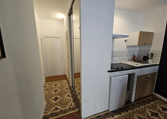 Evasion Bleue, Balcon Ensoleille Nimes